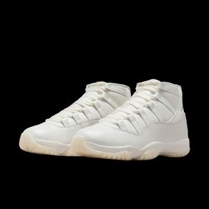 Women's Pearl Air Jordan 11